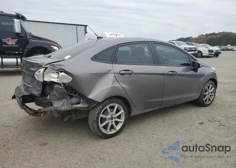 2014 Ford Fiesta Se z USA, uszkodzony, nr VIN 3FADP4BJ7EM216111